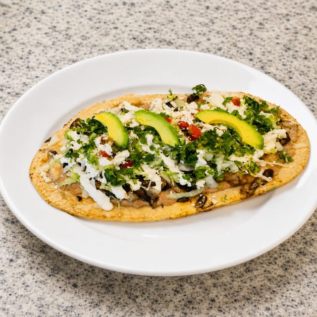 Carnitas Huarache.